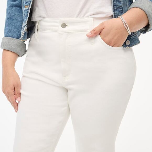 J. Crew Curvy Essential Jeans Straight Leg All Day Stretch White NWT Size 33 - Picture 3 of 11
